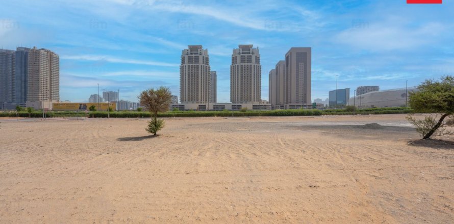 Land in Wadi Al Safa 2, Dubai 599.7 sq.m. № 23832