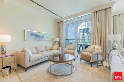 Apartment in Downtown Dubai (Downtown Burj Dubai), Dubai 3 bedrooms, 187.6 sq.m. № 109266 - photo 7