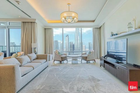 Apartment in Downtown Dubai (Downtown Burj Dubai), Dubai 3 bedrooms, 187.6 sq.m. № 109266 - photo 11