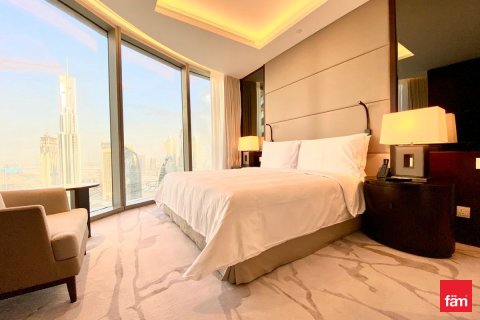 Apartment in Downtown Dubai (Downtown Burj Dubai), Dubai 3 bedrooms, 187.6 sq.m. № 109266 - photo 9