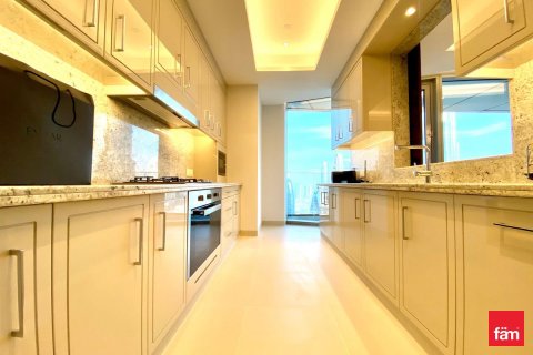 Apartment in Downtown Dubai (Downtown Burj Dubai), Dubai 3 bedrooms, 187.6 sq.m. № 109266 - photo 11