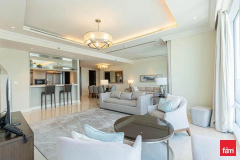 Apartment in Downtown Dubai (Downtown Burj Dubai), Dubai 3 bedrooms, 187.6 sq.m. № 109266 - photo 9