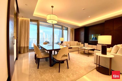 Apartment in Downtown Dubai (Downtown Burj Dubai), Dubai 3 bedrooms, 187.6 sq.m. № 109266 - photo 14