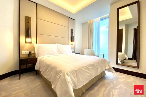 Apartment in Downtown Dubai (Downtown Burj Dubai), Dubai 3 bedrooms, 187.6 sq.m. № 109266 - photo 7