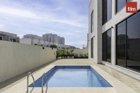 Villa in Al Furjan, Dubai 5 bedrooms, 600.1 sq.m. № 109265 - photo 19