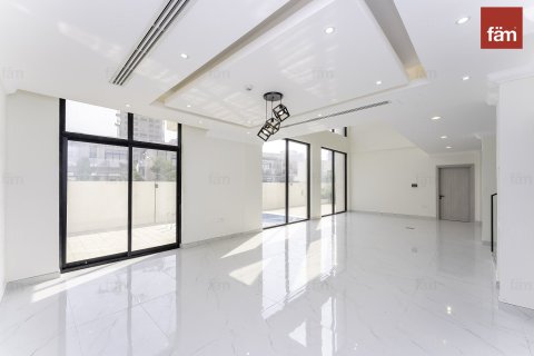 Villa in Al Furjan, Dubai 5 bedrooms, 600.1 sq.m. № 109265 - photo 14