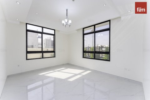 Villa in Al Furjan, Dubai 5 bedrooms, 600.1 sq.m. № 109265 - photo 23