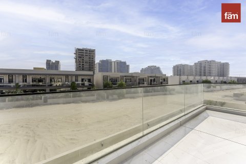 Villa in Al Furjan, Dubai 5 bedrooms, 600.1 sq.m. № 109265 - photo 17