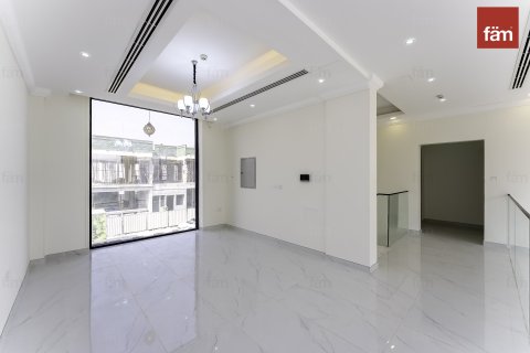 Villa in Al Furjan, Dubai 5 bedrooms, 600.1 sq.m. № 109265 - photo 11