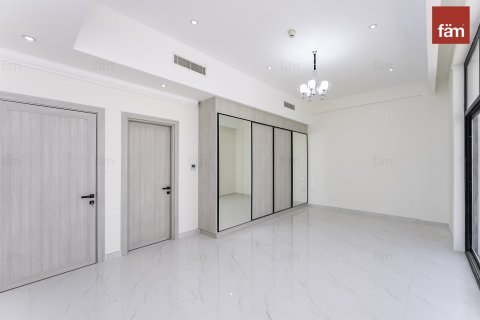 Villa in Al Furjan, Dubai 5 bedrooms, 600.1 sq.m. № 109265 - photo 5