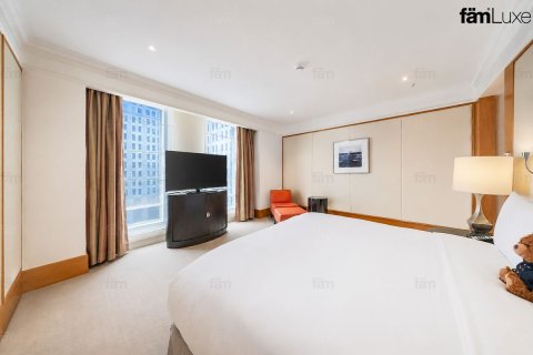 Apartment in DIFC, Dubai 2 bedrooms, 155 sq.m. № 109268 - photo 10