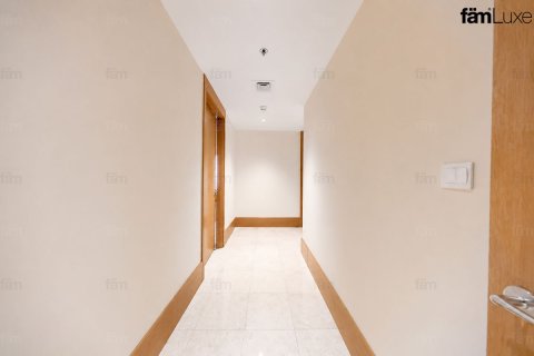 Apartment in DIFC, Dubai 2 bedrooms, 155 sq.m. № 109268 - photo 8