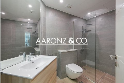 Apartment in Dubai Marina, Dubai 2 bedrooms, 111 sq.m. № 89833 - photo 12