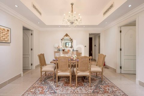 Apartment in Downtown Dubai (Downtown Burj Dubai), Dubai 2 bedrooms, 132 sq.m. № 22803 - photo 4