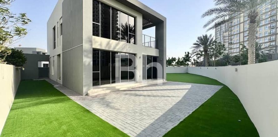 Вилла в Дубай Хилс Эстейт, Дубай, 4 спальни, 694м², № 22816