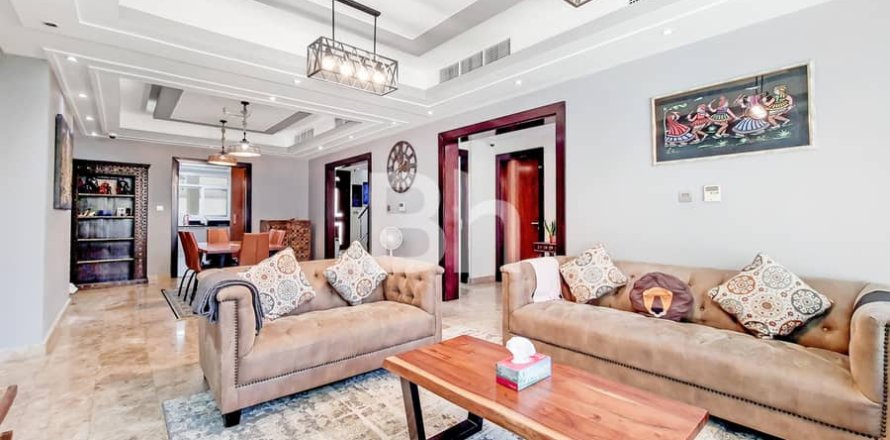 Таунхаус в Джумейра Вилладж Серкл, Дубай, 4 спальни, 409м², № 22814
