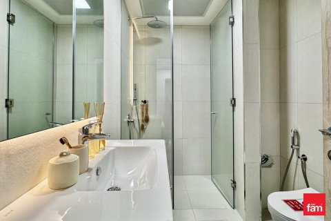 Apartment in Dubai 2 bedrooms, 126.3 sq.m. № 49043 - photo 11