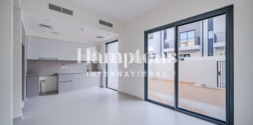 Villa in Dubai South (Dubai World Central), Dubai 3 bedrooms, 147.251 sq.m. № 123341