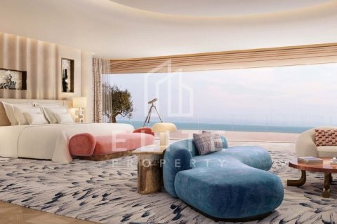 Apartment in Jumeirah, Dubai 5 bedrooms, 1081 sq.m. № 38764 - photo 5