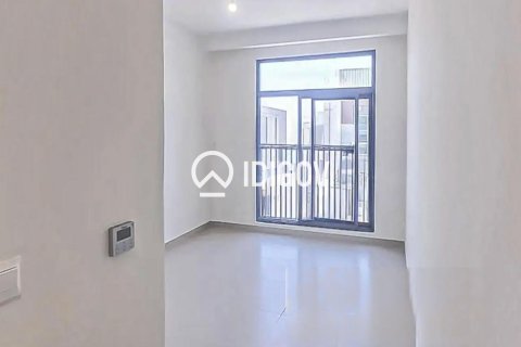 Villa in The Pulse, Dubai South (Dubai World Central), Dubai 4 bedrooms, 306.39 sq.m. № 120921 - photo 15