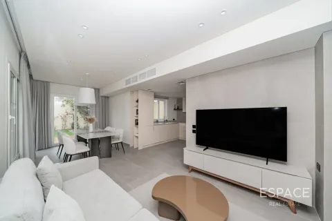 Villa in The Springs, Dubai 2 bedrooms, 177 sq.m. № 122817 - photo 2