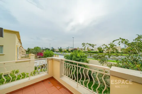 Villa in The Springs, Dubai 2 bedrooms, 177 sq.m. № 122817 - photo 15