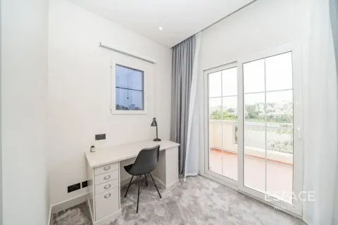 Villa in The Springs, Dubai 2 bedrooms, 177 sq.m. № 122817 - photo 13