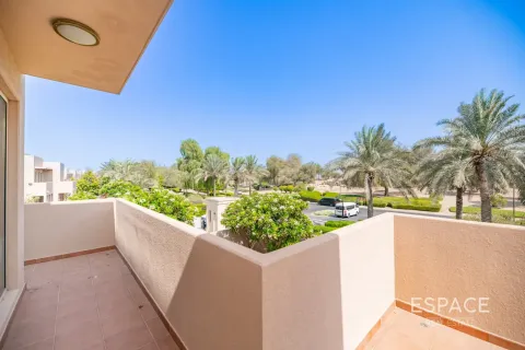 Villa in Saheel, Arabian Ranches, Dubai 3 bedrooms, 309 sq.m. № 122811 - photo 13