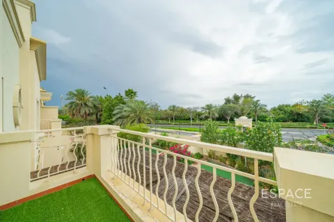 Villa in The Springs, Dubai 3 bedrooms, 209 sq.m. № 122816 - photo 15