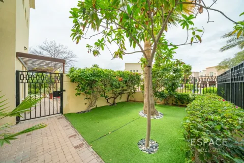 Villa in The Springs, Dubai 3 bedrooms, 209 sq.m. № 122816 - photo 13