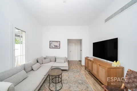 Villa in The Springs, Dubai 3 bedrooms, 209 sq.m. № 122816 - photo 17