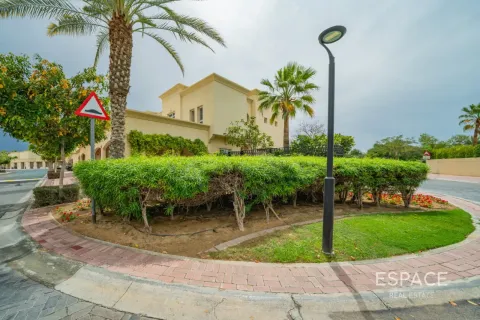 Villa in The Springs, Dubai 3 bedrooms, 209 sq.m. № 122816 - photo 14
