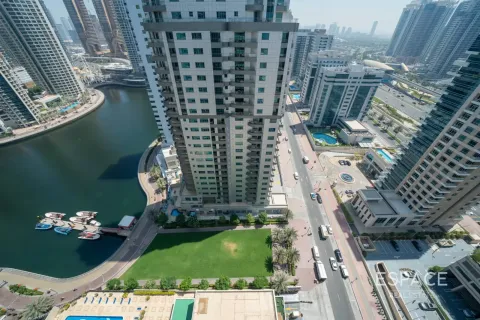 Apartment in Dubai Marina, Dubai 2 bedrooms, 89 sq.m. № 122815 - photo 15