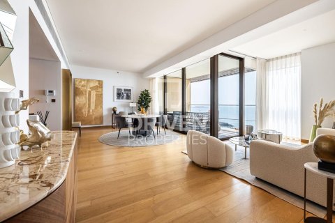 Apartment in Jumeirah Bay Island, Jumeirah, Dubai 2 bedrooms, 179 sq.m. № 65049 - photo 1