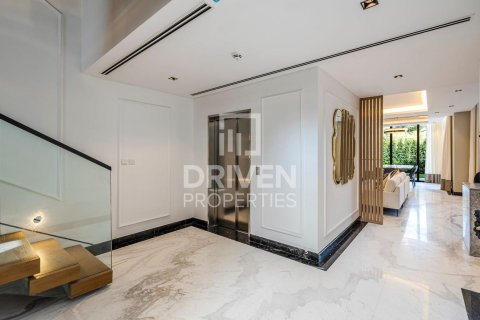 Villa in Jumeirah Bay Island, Jumeirah, Dubai 3 bedrooms, 277 sq.m. № 65048 - photo 16