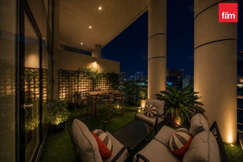 Appartement à Dubai, 4 chambres, 333 m², № 139583 - photo 2