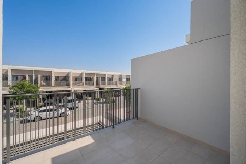 Villa in Tilal Al Ghaf, Dubai 3 bedrooms, 140 sq.m. № 56377 - photo 6