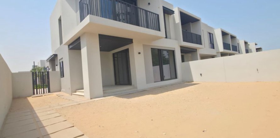 Townhouse in Jebel Ali, Dubai 4 bedrooms, 441.1 sq.m. № 124531