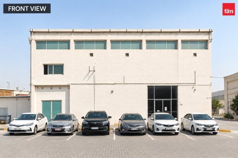 Warehouse in Deira, Dubai 2119 sq.m. № 124534 - photo 9
