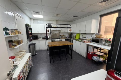 Townhouse in Al Garhoud, Dubai 4 bedrooms, 234.12 sq.m. № 142276 - photo 7