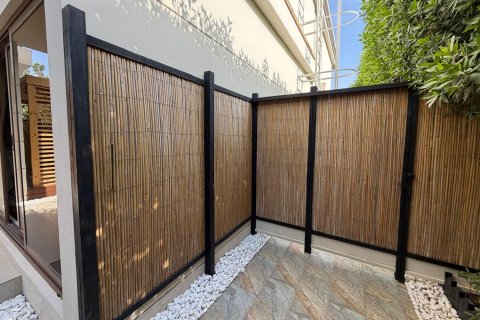 Townhouse in Al Garhoud, Dubai 4 bedrooms, 234.12 sq.m. № 142276 - photo 5