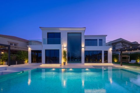Villa in Jumeirah Islands, Dubai 5 bedrooms, 603.87 sq.m. № 142269