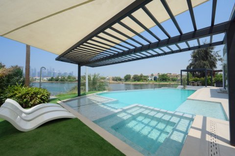 Villa in Jumeirah Islands, Dubai 5 bedrooms, 603.87 sq.m. № 142269 - photo 3