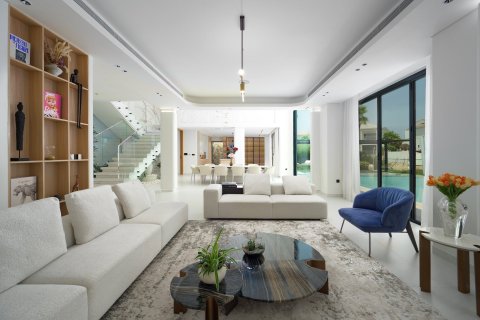 Villa in Jumeirah Islands, Dubai 5 bedrooms, 603.87 sq.m. № 142269 - photo 15