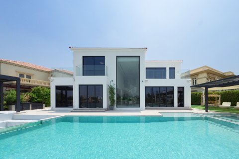 Villa in Jumeirah Islands, Dubai 5 bedrooms, 603.87 sq.m. № 142269 - photo 2