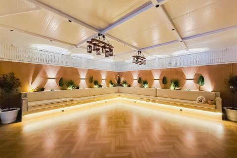 Villa in Dubai 7 bedrooms, 1030.11 sq.m. № 142277 - photo 9