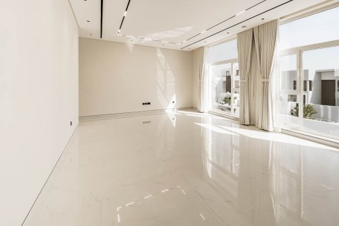 Villa in Dubai 7 bedrooms, 1030.11 sq.m. № 142277 - photo 23