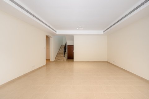Villa in Dubai 3 bedrooms, 272.02 sq.m. № 142278 - photo 4