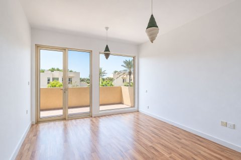 Villa in Arabian Ranches, Dubai 3 bedrooms, 329.81 sq.m. № 142267 - photo 13