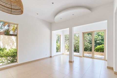Villa in Arabian Ranches, Dubai 3 bedrooms, 329.81 sq.m. № 142267 - photo 6